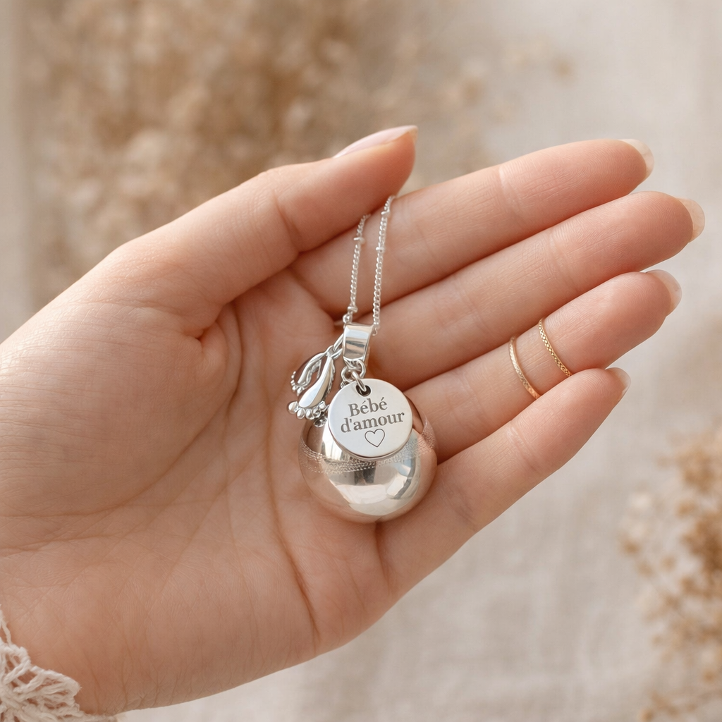 Bola de grossesse argenté lisse médaille à graver pendentif petit pieds